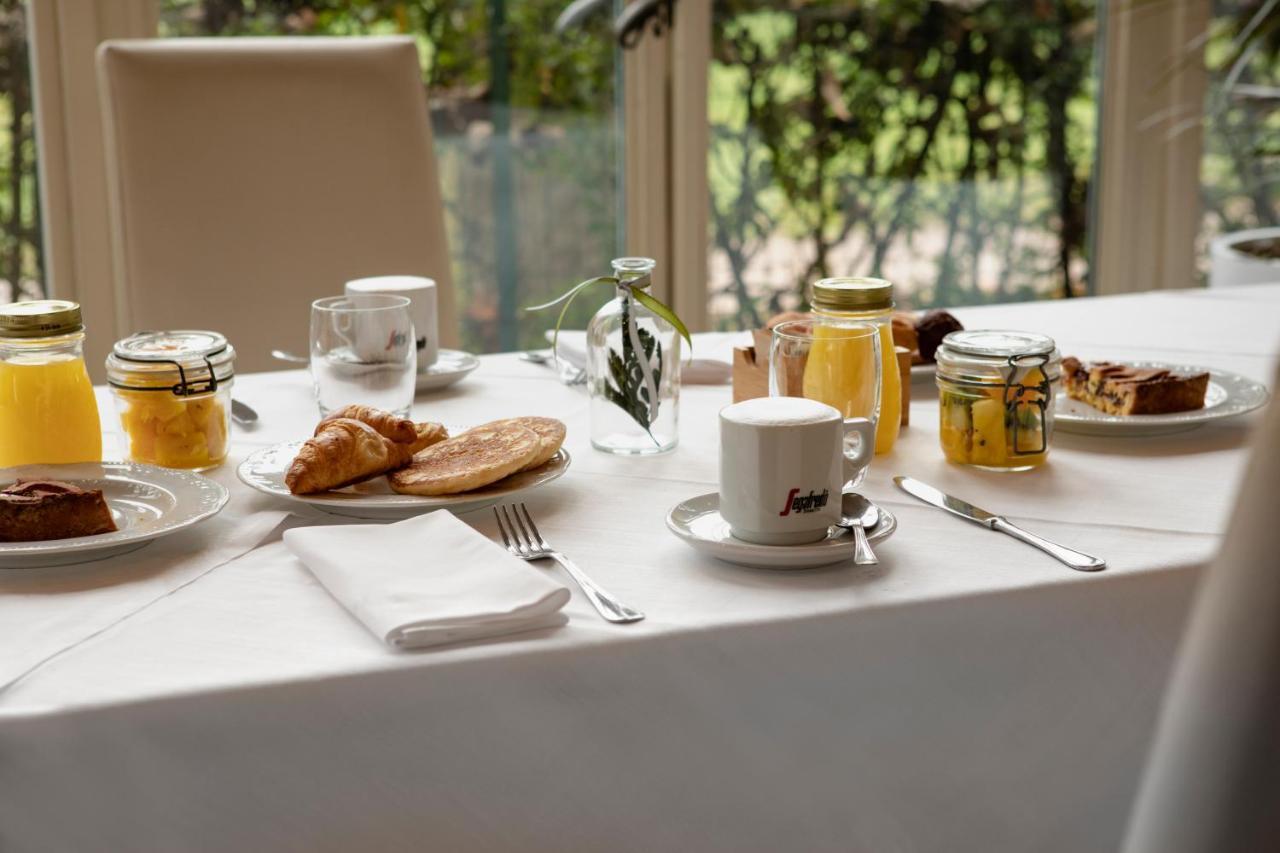 Hotel Parco Borromeo - Monza Brianza 切萨诺·马德尔诺 外观 照片