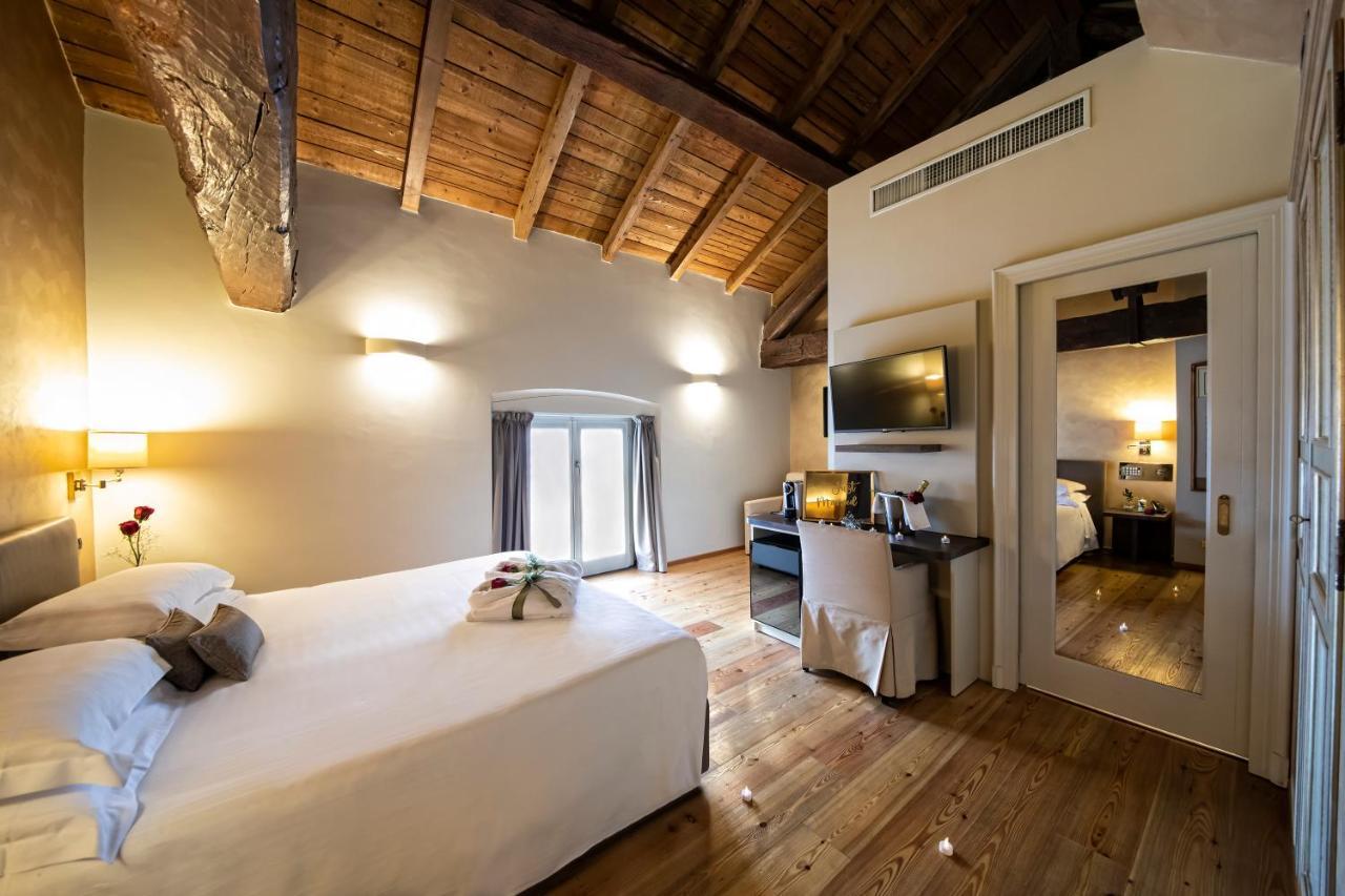 Hotel Parco Borromeo - Monza Brianza 切萨诺·马德尔诺 外观 照片